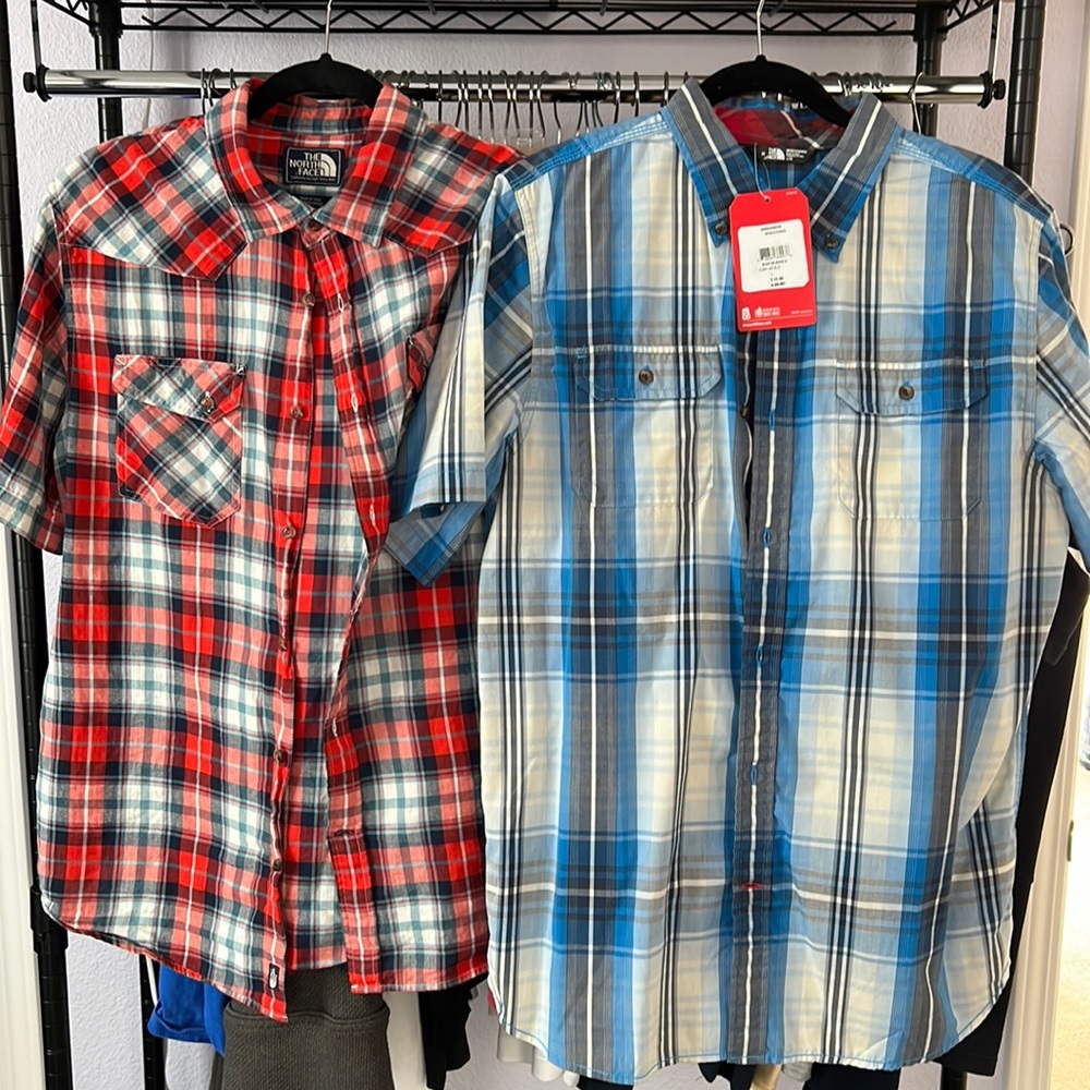 2 s/s the north face button ups - large